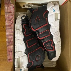 Nike Uptempos Youth 6
